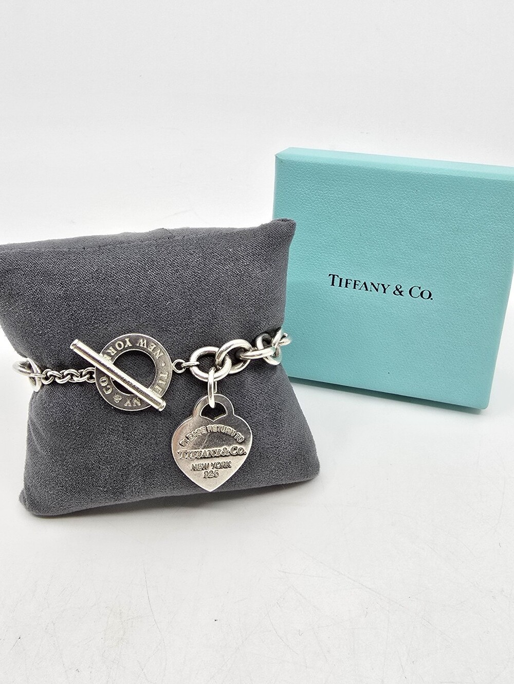 Tiffany & Co. Return to Tiffany Heart Tag Toggle Bracelet